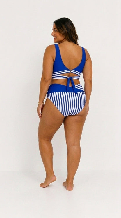 Bikini Croisé Flatteur à Rayures