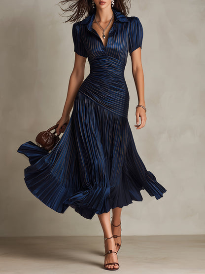 Adriana ∙ Robe midi satinée à rayures rétro